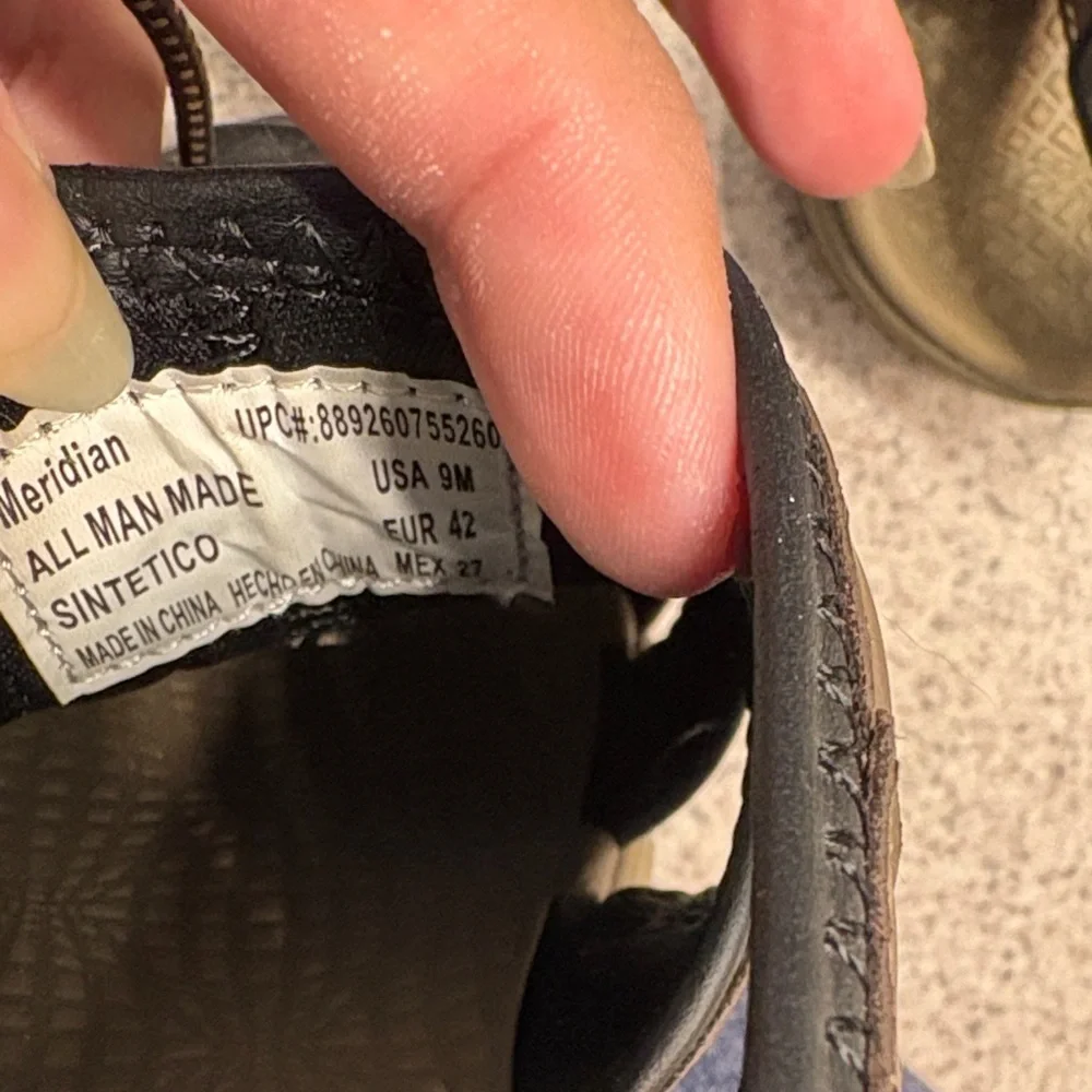 Eddie Bauer Brown and Black Men's Sandals